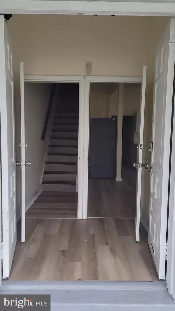 Gloucester City, NJ 08030,724 HUNTER ST