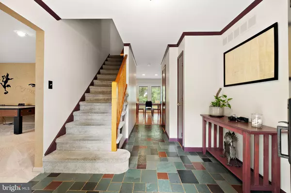 Wilmington, DE 19803,202 SADDLER LN