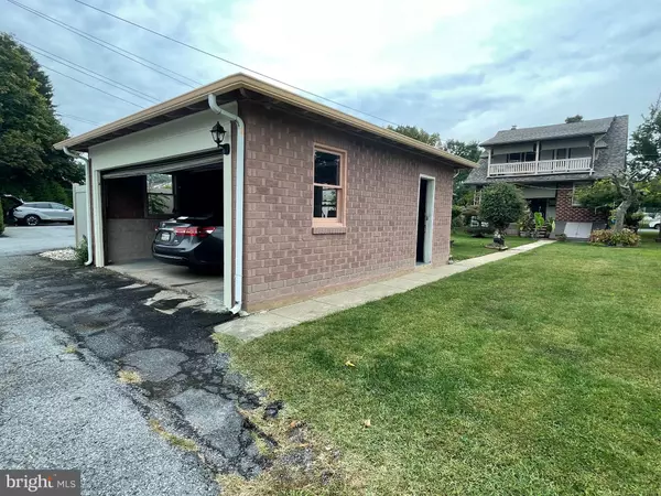 Reading, PA 19607,307 E LANCASTER AVE