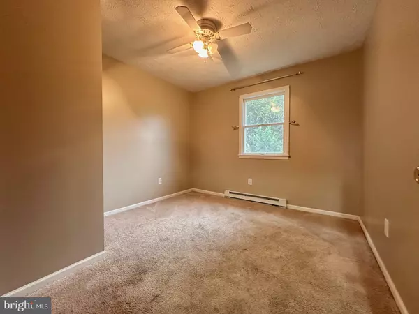 Chambersburg, PA 17201,52 NOTTINGHAM DRIVE