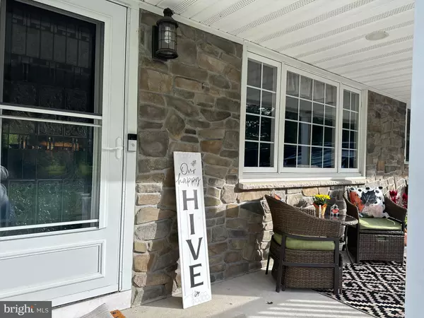 Robbinsville, NJ 08691,264 EDGEBROOK RD