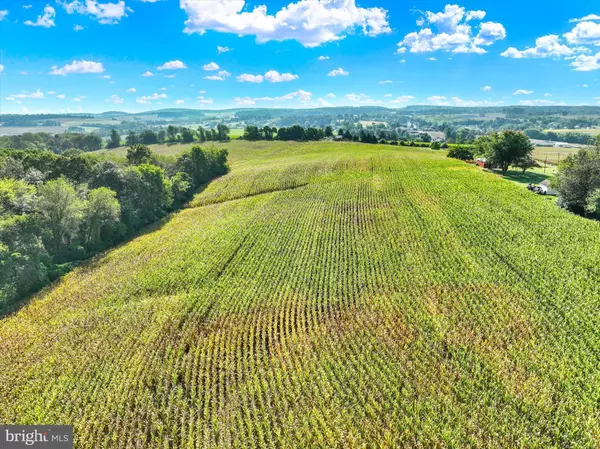 JEFFERSON RD, Spring Grove, PA 17362