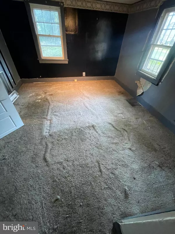 Capitol Heights, MD 20743,5205 DOPPLER ST