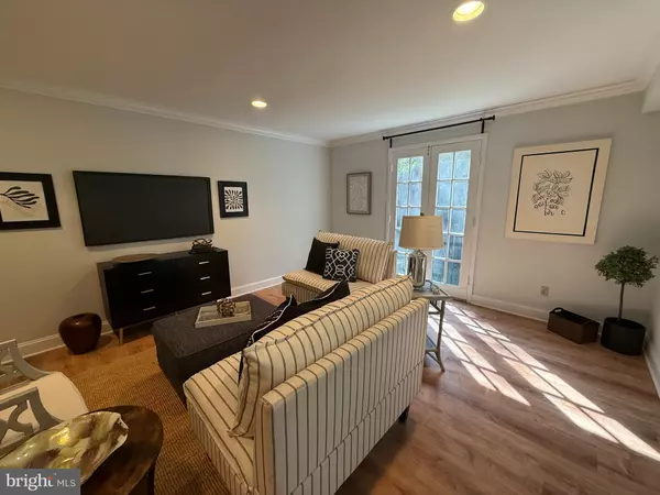 Baltimore, MD 21212,323 HOMELAND SOUTHWAY #2B