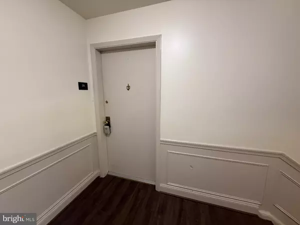 Baltimore, MD 21212,323 HOMELAND SOUTHWAY #2B