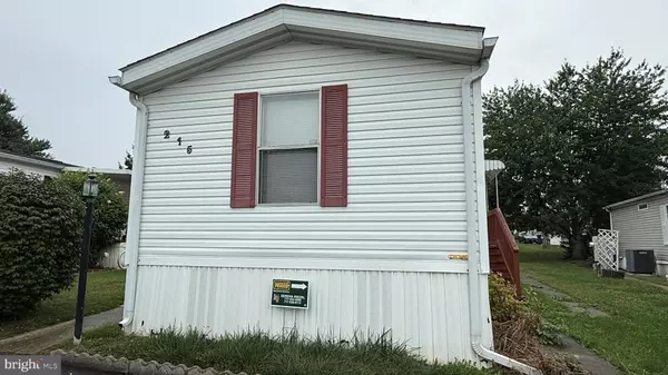 Lancaster, PA 17603,215 FAWN MEADOW XING