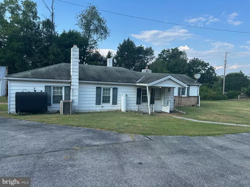 2410 GRANITE STATION RD, Gettysburg, PA 17325