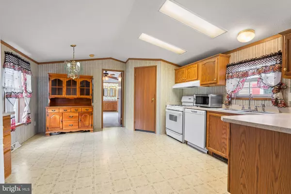 Wilmington, DE 19810,523 CANTER RD