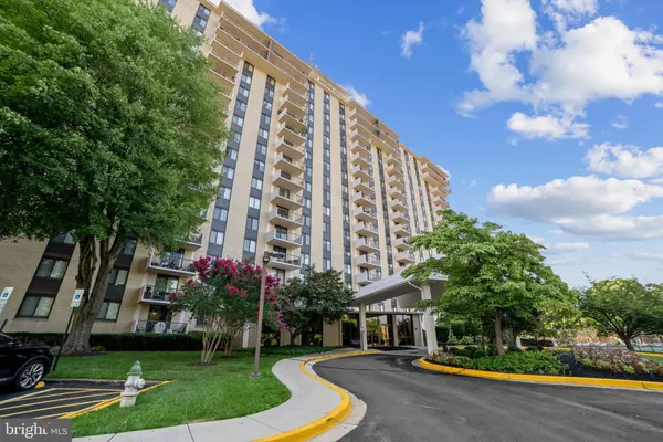 Bethesda, MD 20817,7420 WESTLAKE TER #210