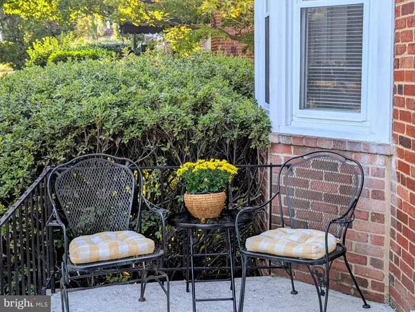 Baltimore, MD 21212,1012 E LAKE AVE