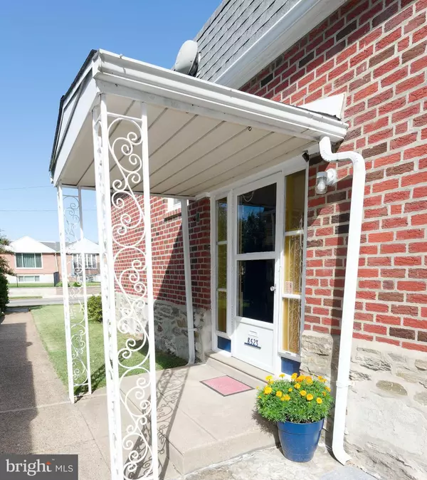 Philadelphia, PA 19152,8523 BENTON AVE