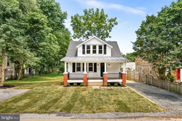 321 W J ST, Purcellville, VA 20132