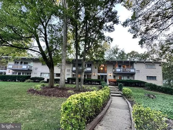 7735 DONNYBROOK CT #207, Annandale, VA 22003