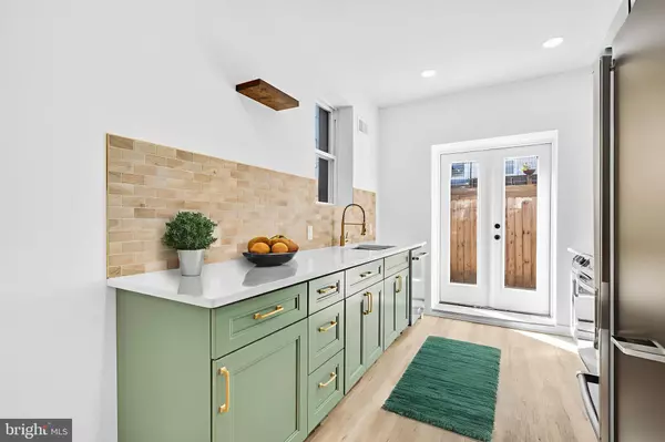 Philadelphia, PA 19147,740 ELLSWORTH ST