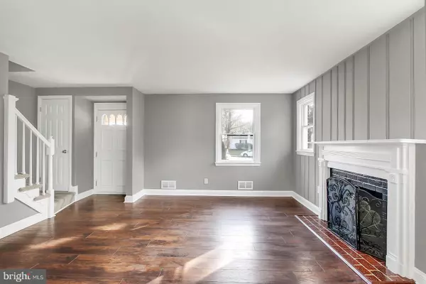 Baltimore, MD 21212,324 WOODBOURNE AVE