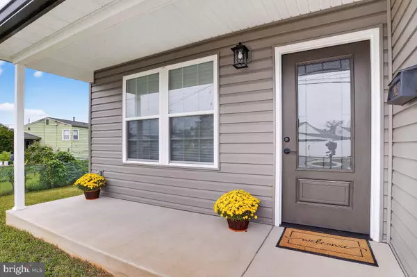 Linthicum Heights, MD 21090,902 WANDA RD