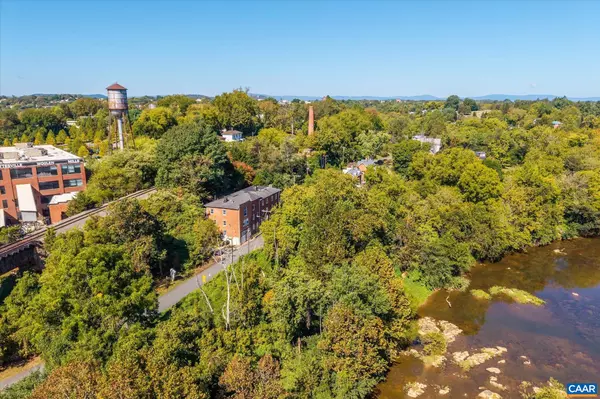 Charlottesville, VA 22902,1915 E MARKET ST #3