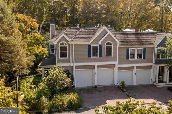 18 ROCK CREEK WOODS, Lambertville, NJ 08530