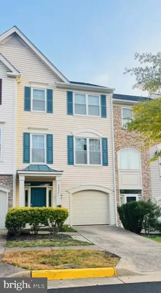42971 BEACHALL ST, Chantilly, VA 20152