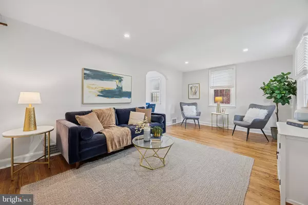 Philadelphia, PA 19128,7708 LAWNTON ST