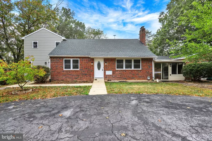 6509 BLUE RIDGE AVE, Harrisburg, PA 17112