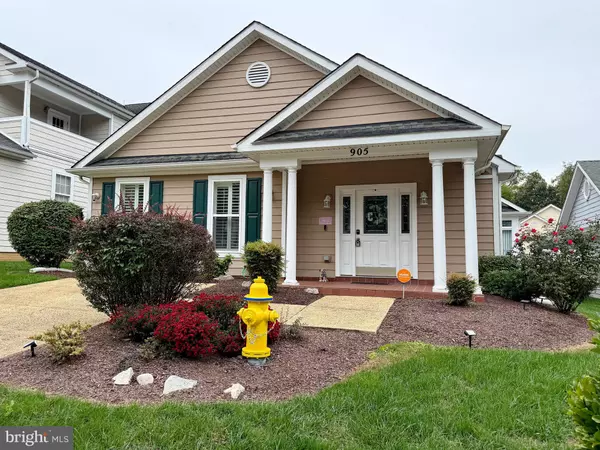 905 HICKORY CIR,  La Plata,  MD 20646