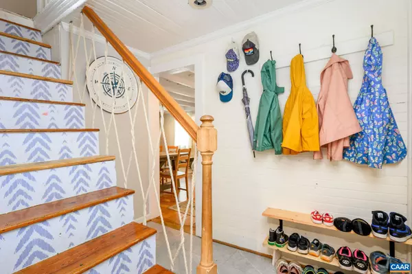 Schuyler, VA 22969,5035 GREEN CREEK RD