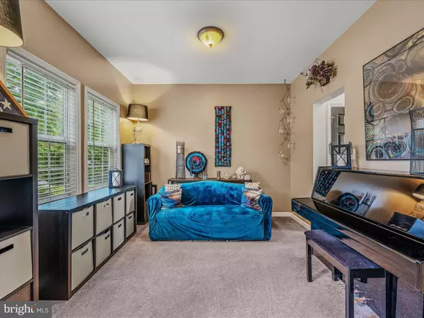 Martinsburg, WV 25403,554 BRAEBURN DR