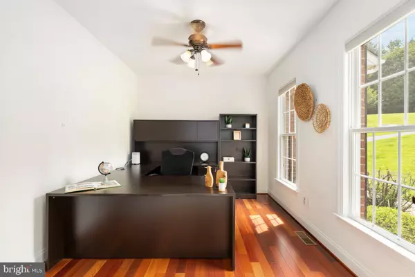 Reisterstown, MD 21136,5 FOX FIELD CT