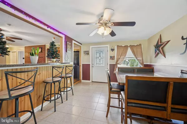 Levittown, PA 19054,14 NEPTUNE LN