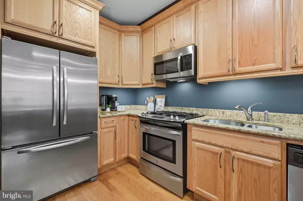 Washington, DC 20009,1669 COLUMBIA RD NW #203