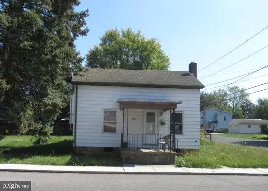 Middletown, PA 17057,240 R WATER ST