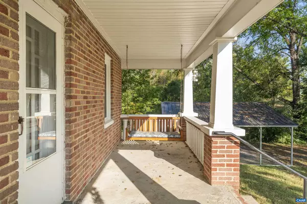 Fishersville, VA 22939,37 PEGGYS LN