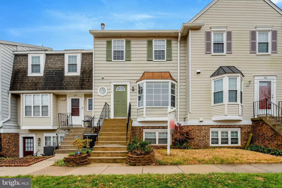Chantilly, VA 20151,4119 DAWN VALLEY CT