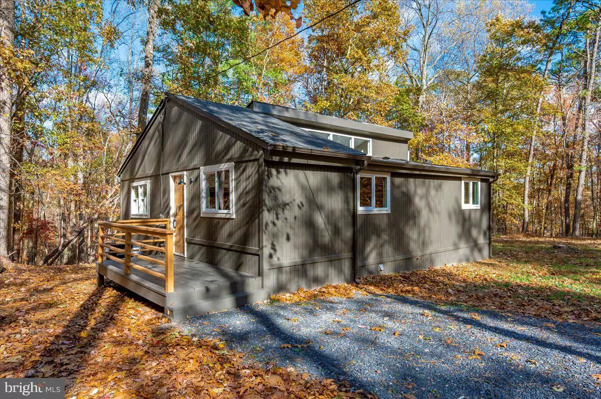 Hedgesville, WV 25427,53 MONACAN TRL