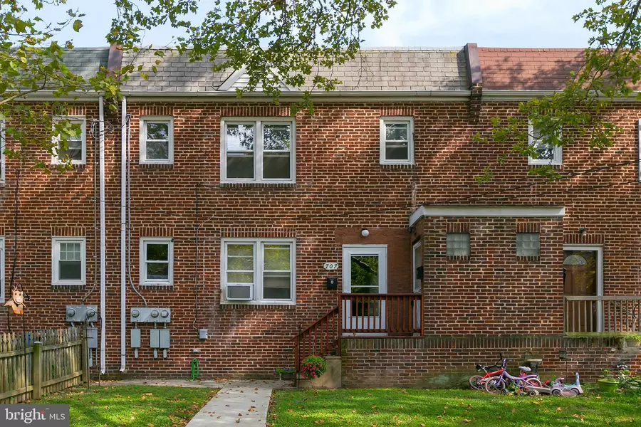 707 BROADWAY #B, Westville, NJ 08093