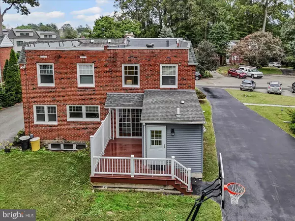 Narberth, PA 19072,410 COUNTRY LN
