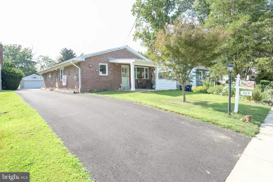 305 WASHINGTON AVE, North Wales, PA 19454