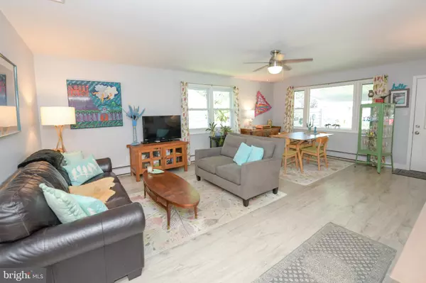 North Wales, PA 19454,305 WASHINGTON AVE