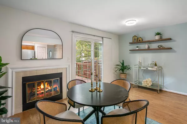 Alexandria, VA 22312,6542 CYPRESS POINT RD