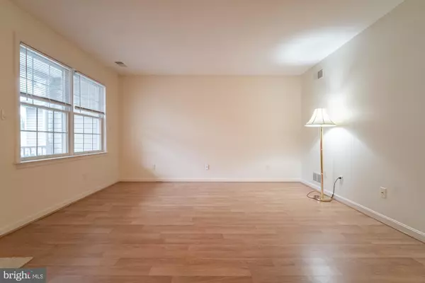 York, PA 17402,4117 WOODSPRING LN