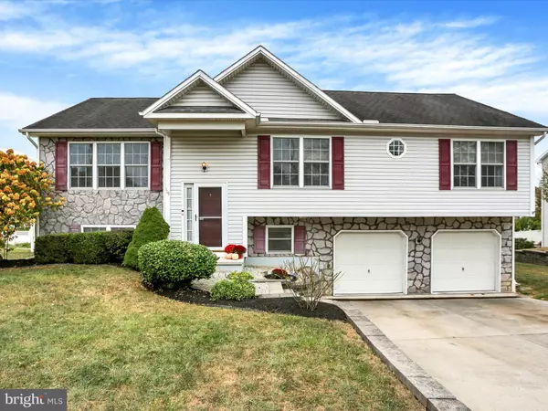 304 CRANES GAP RD, Carlisle, PA 17013