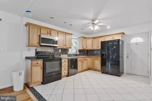 Upper Marlboro, MD 20774,211 PRENTON ST