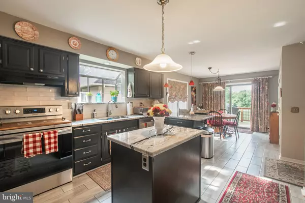 Newark, DE 19711,2 WHITEHAVEN CT