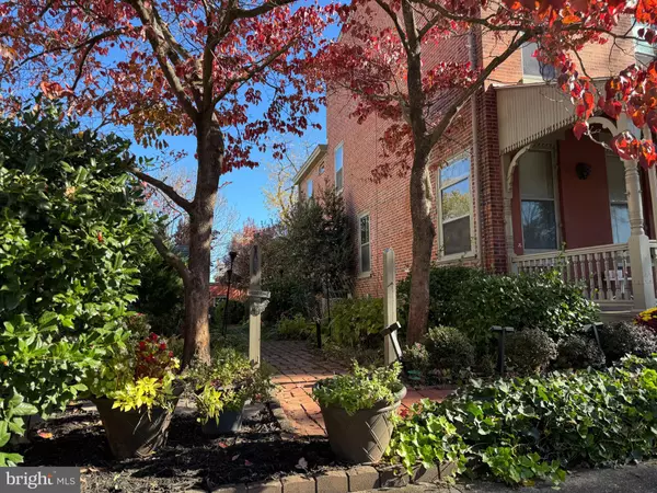 Norristown, PA 19401,211 E FREEDLEY ST