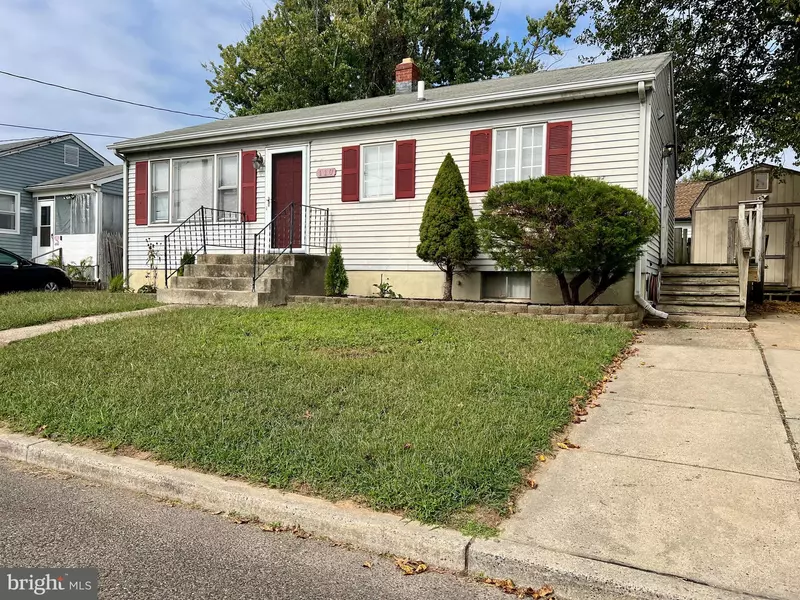 110 ALFRED AVE, Hamilton, NJ 08610