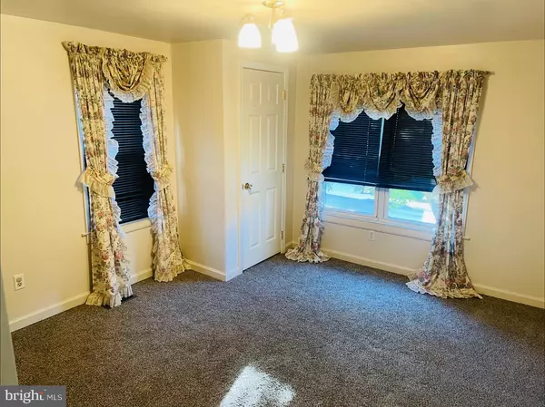 Waynesboro, PA 17268,824 S CHURCH STREET