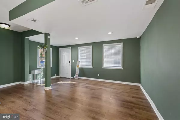 Baltimore, MD 21225,5904 BELLE GROVE RD