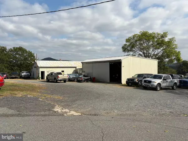 23 GEER LANE, Brightwood, VA 22715