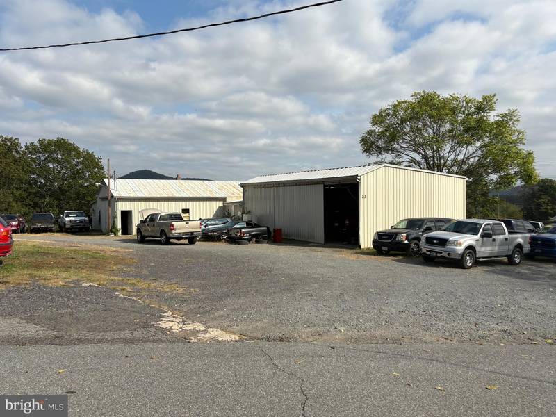 23 GEER LANE, Brightwood, VA 22715